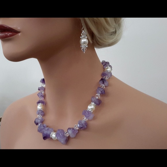 NWT Amethyst and Swarovski Pearls Necklace Set - Picture 4 of 7
